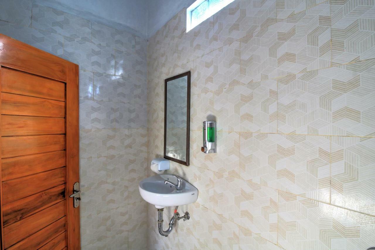 Arys Guest House Sakti Dış mekan fotoğraf